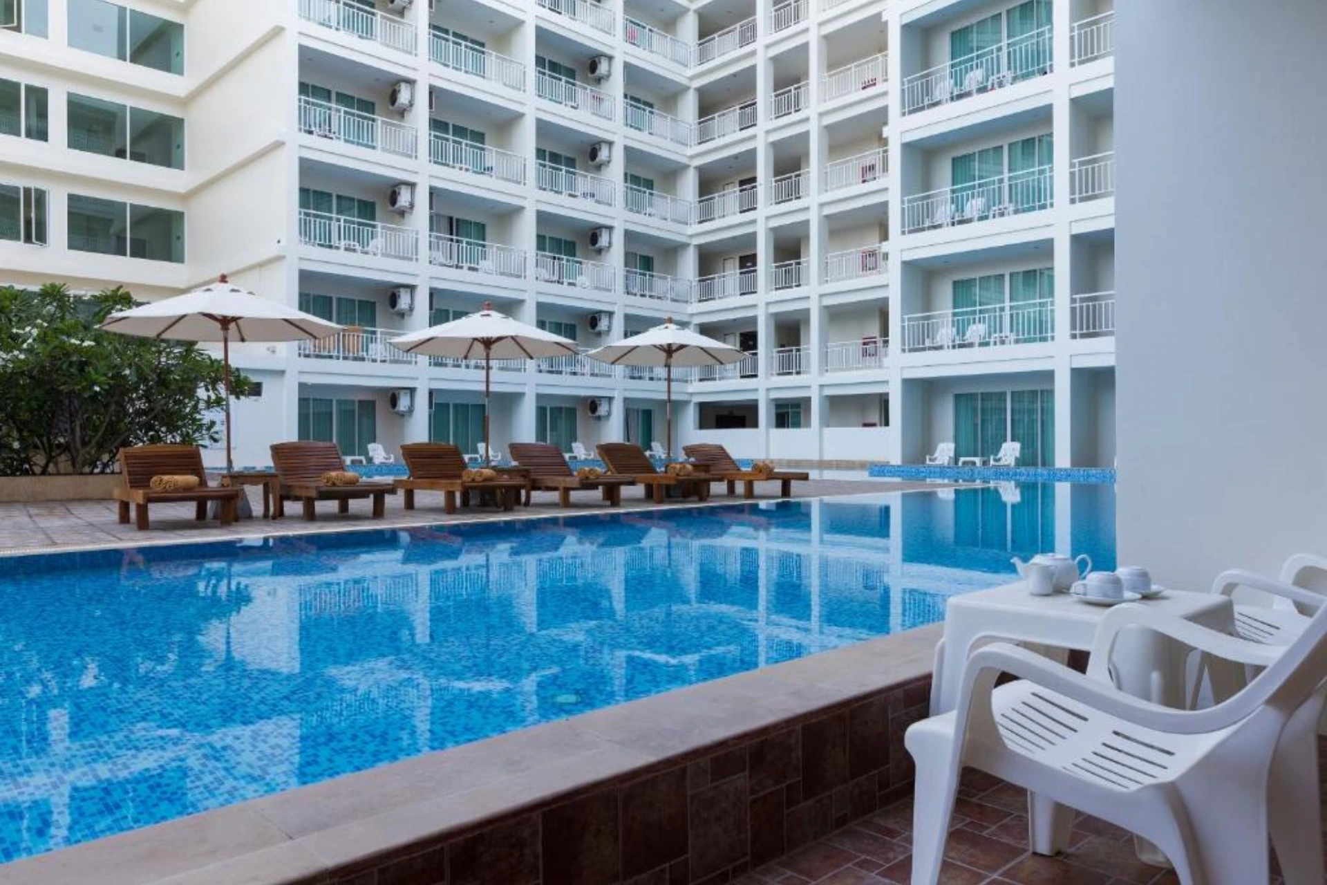 Phuket resort stay for couples