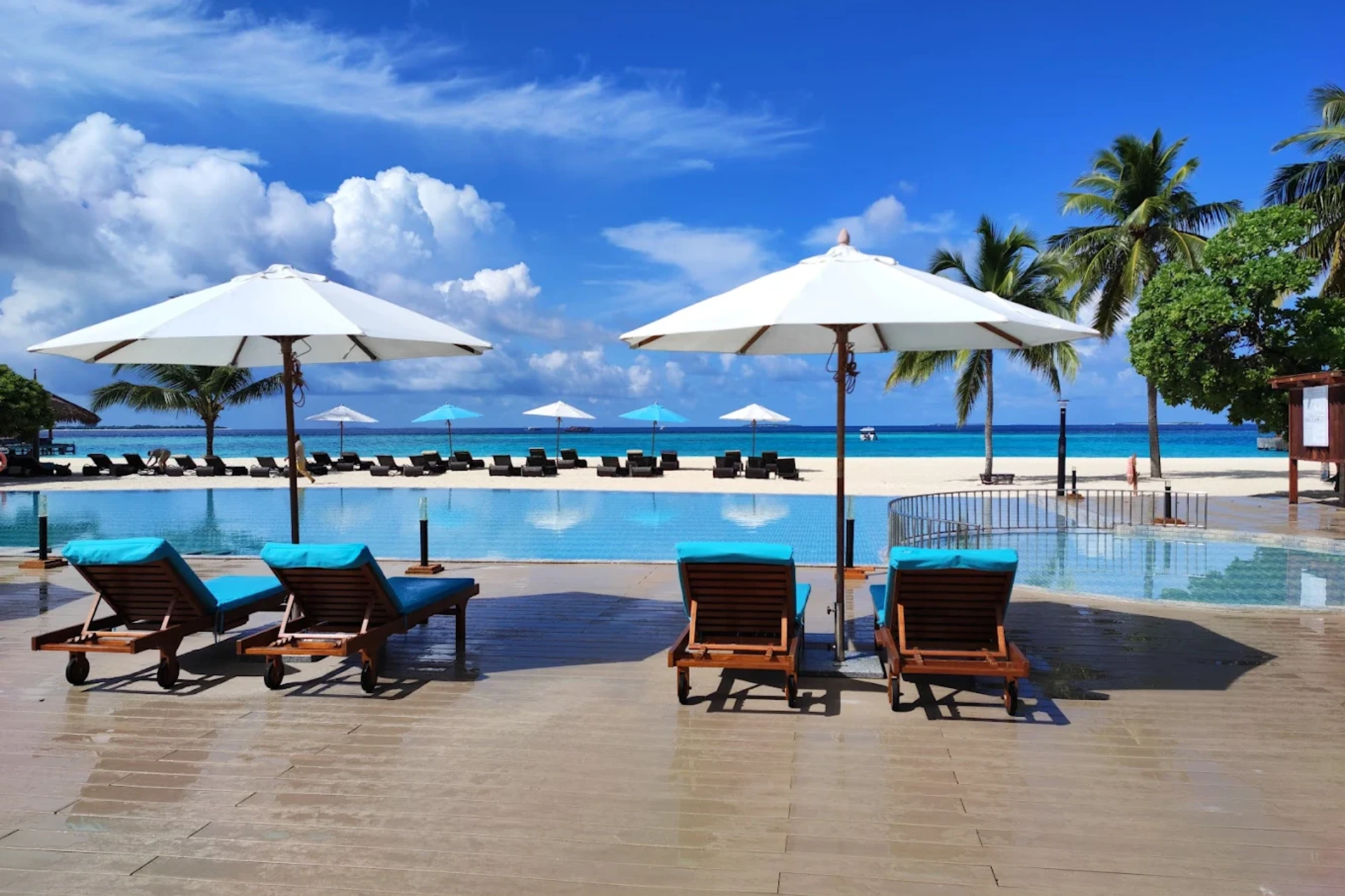 Brennia Kottefaru Maldives image 2