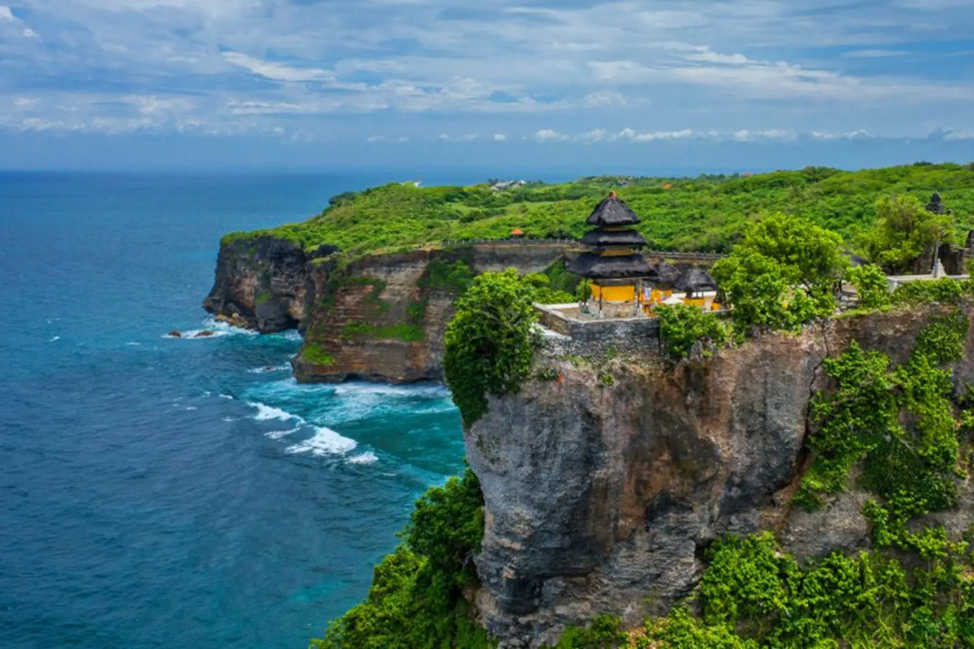 Seminyak, Ubud, Nusa Penida & More Bali package